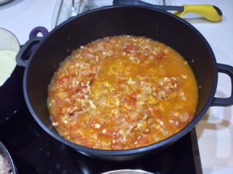 Home-Made Tomato Sauce big pot
