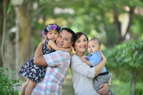Emily, Carlo and children
