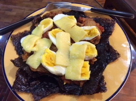 nori-seaweed-breakfast-pizza-fi