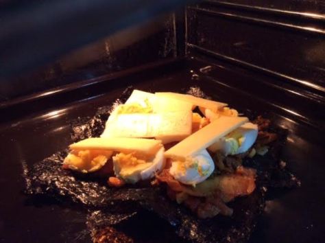 nori-seaweed-breakfast-pizza5