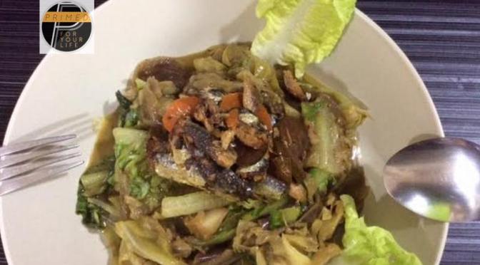 Pressure Cooker Onion and Cabbage with Sardines