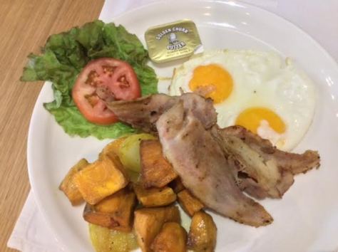 Kitchen 1B breakfast